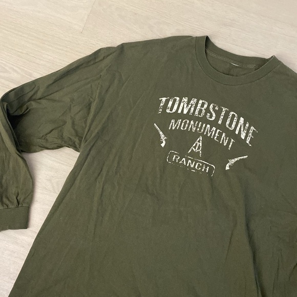Tombstone Monument Ranch - Size 3XL/4XL - Picture 2 of 4